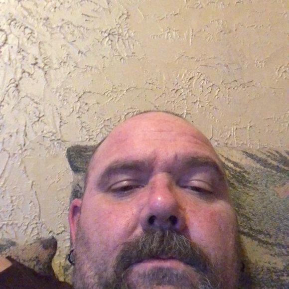 Meet your Posher, Chris - Picture 1 of 1